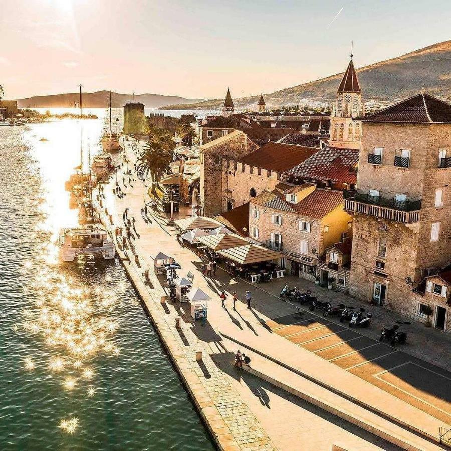 Apartment Little Marijeta Trogir Exteriör bild